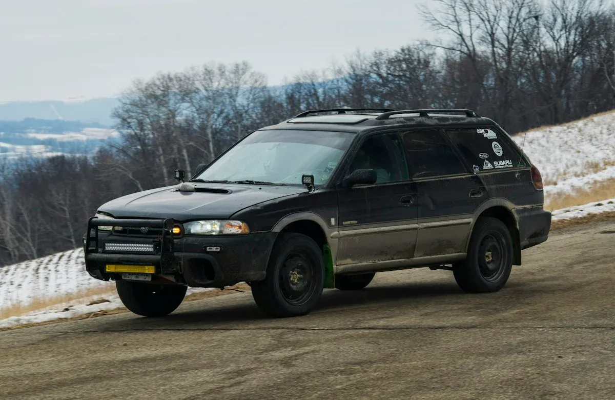 2021 Subaru Outback — photo 1 of 3